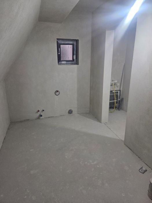 Apartament trei camere