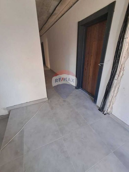 Продава се Двустаен апартамент в Варна, Възраждане 3 - 64 кв.м за 1036 €/кв.м - Снимка #12