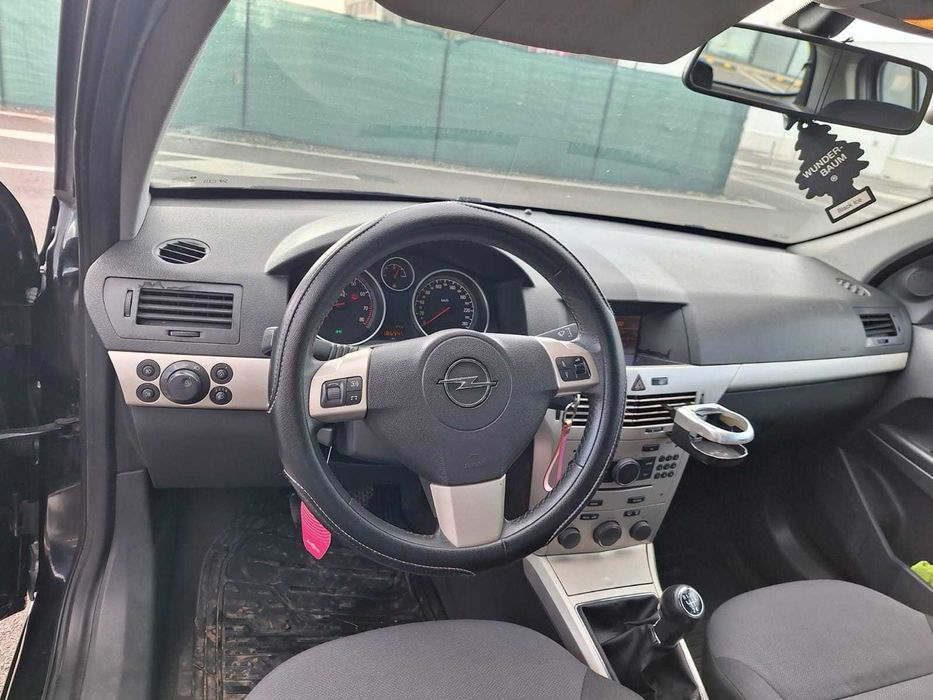 Opel Astra H 1,4 benzina 2008