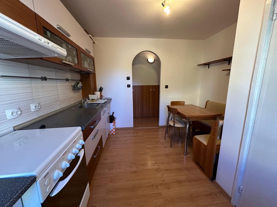 De inchiriat apartament 2 camere