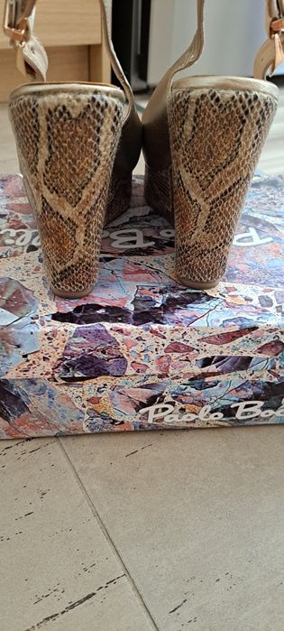 Дамски сандали 38