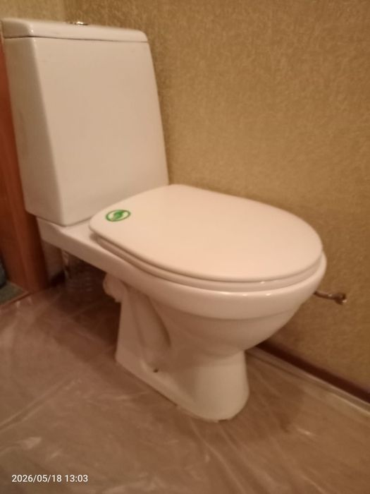 Продам унитаз почти новый