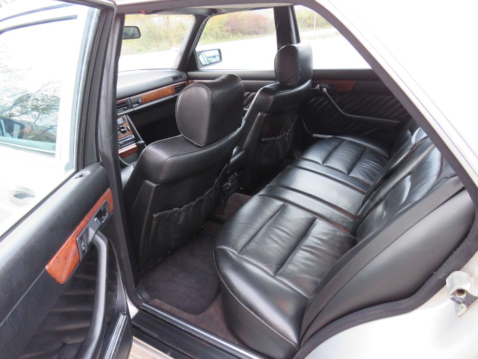 Mercedes 300 SEL W126