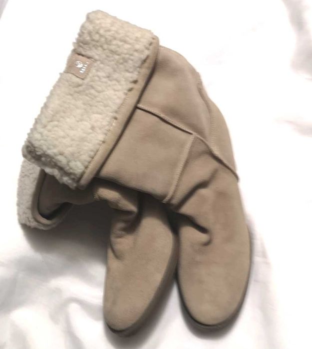 Vand cizme de dama imblanite, marimea 41, bej, noi