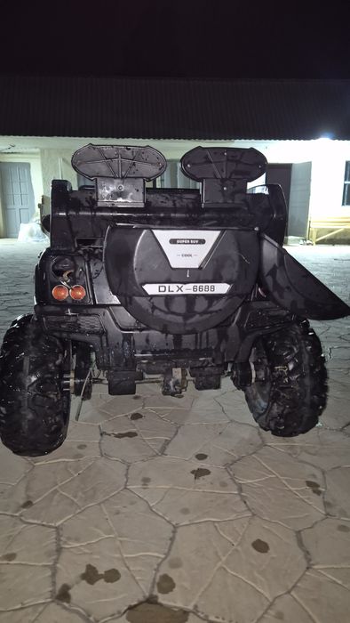 Продам машину на зарядке