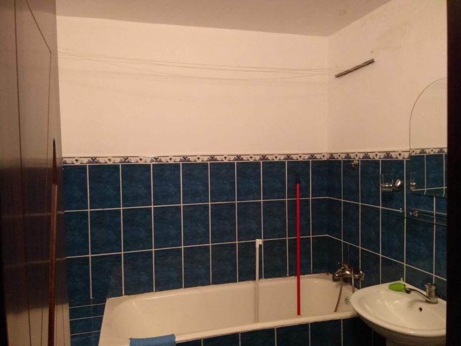 Închiriez garsonieră