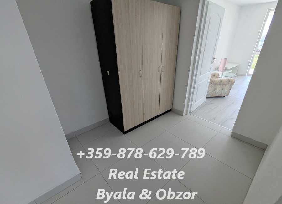 Просторен тристаен апартамнет с две бани