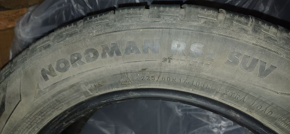 Продам резину 225/60 R17 липучка