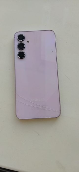 Samsung Galaxy A35 5G / Не включается / Обмен