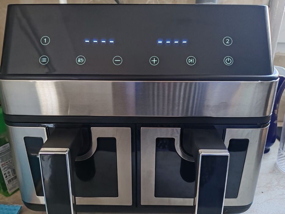 Vând Airfryer cu 2 cuve - 2 bucăți pe stoc-NOI