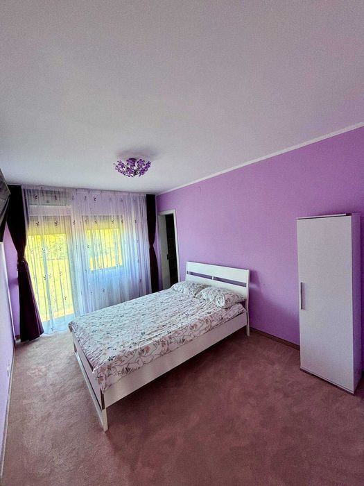 De inchiriat Casă Modernă Mare Paleu, Panouri Solare & Pompă Căldură