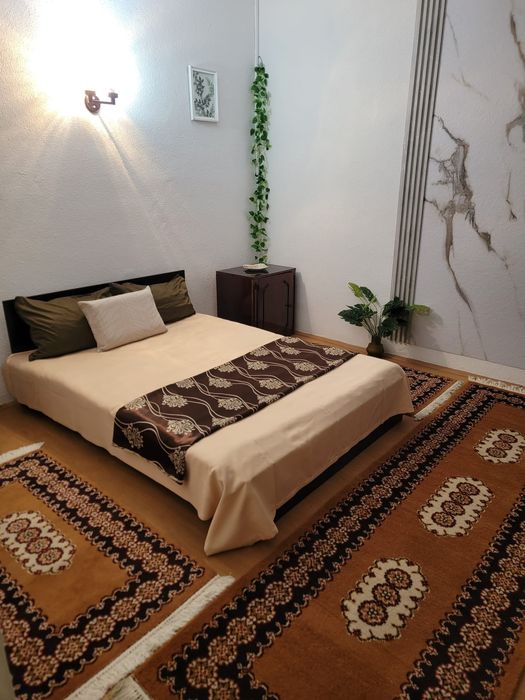 Inchiriez apartament 2 camere la casa