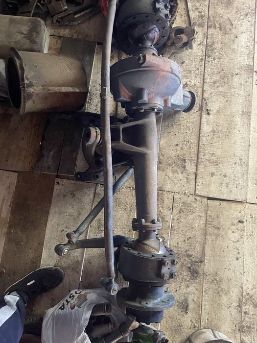 Vând față tractor u651