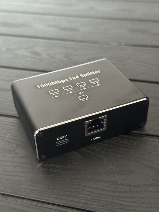 Splitter Switch Ethernet RJ45 1to4 100/1000Mbps
