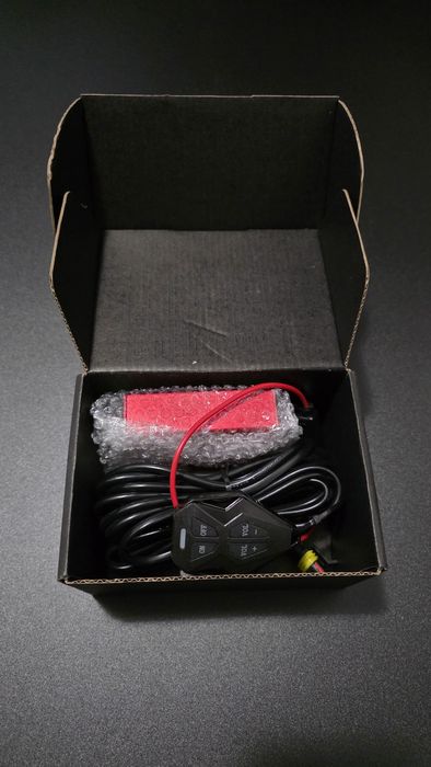 Toba Sport cu Clapete Electrice – Performanta si Sunet Reglabil