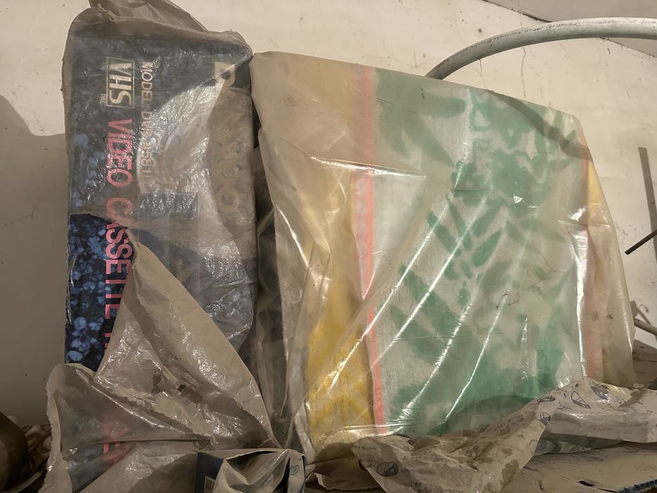 Телевизор и видеомагнитафон