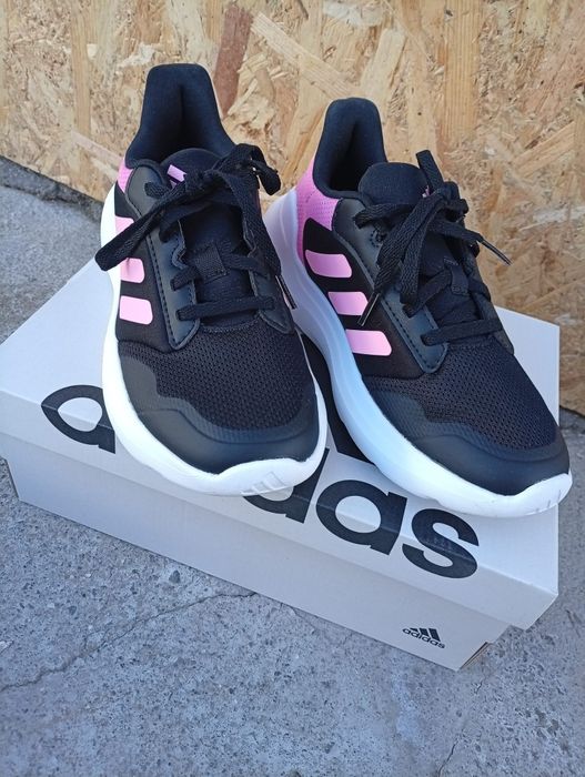 Adidași  damă  mas 36