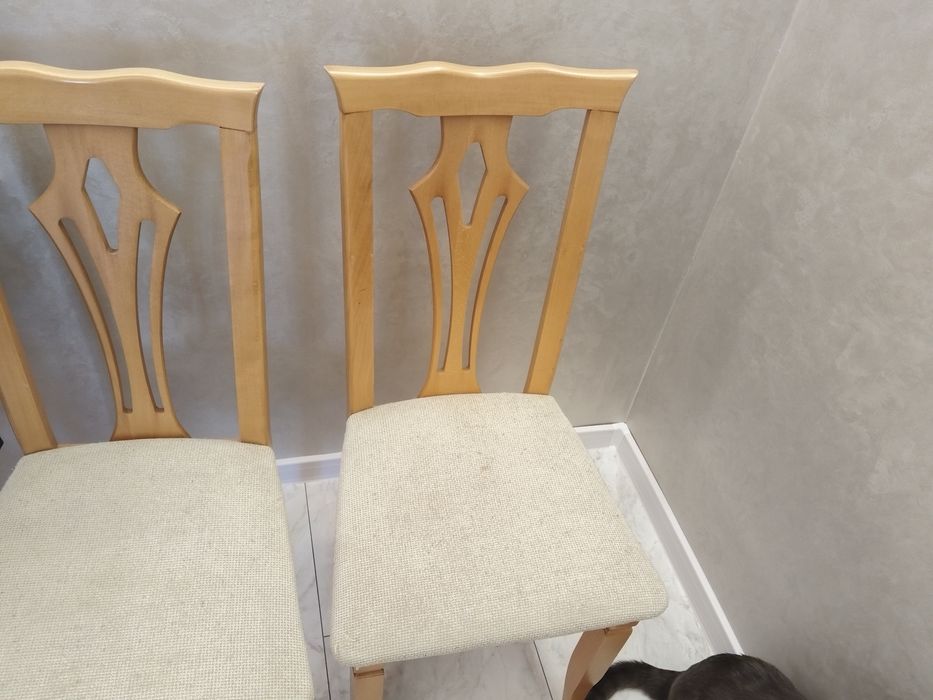 Стъклена маса  с 4 стола