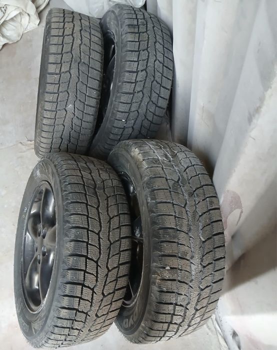 Автошины Toyo Observe с дисками R16 Subaru Forester