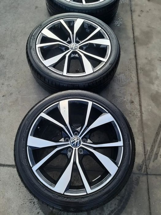 Set jante aliaj r18 cu anvelope vara hankook 215/45r18 vw t cross c11 2g7601025