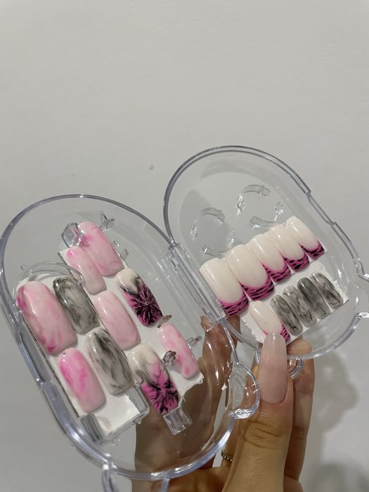 Vand Unghii false la comanda .Modele unice