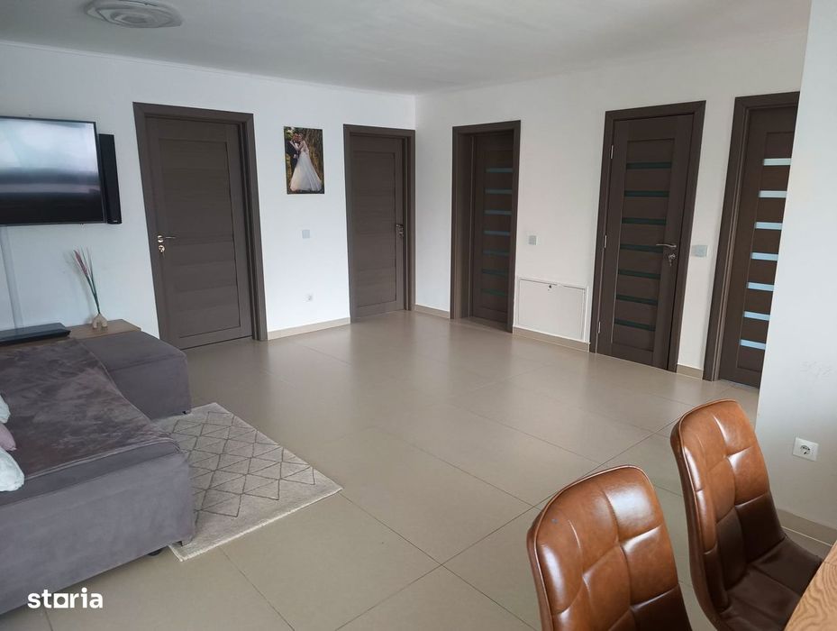 Casa individuala pe un nivel + garaj in Sannicoara
