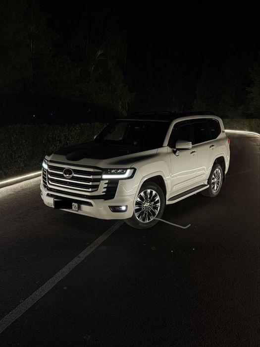 Аренда авто с водителем,загородные поездки, кортедж, Той, VIP такси.
