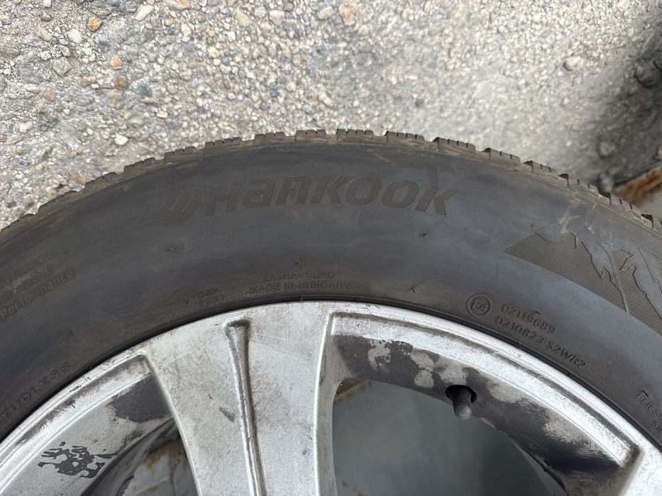 Jante+cauciucuri de iarna hankook 235/65/17 5x130  Volkswagen Touareg