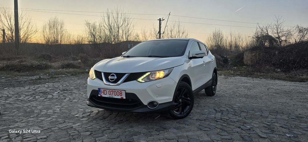 Nissan Qashai / 2016 / 1,5 Dci / 110 cp/ euro 6 / Tekna/ Navi / Camere