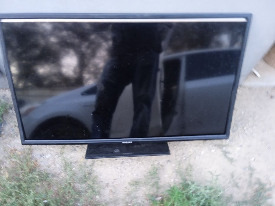 Телевизор HARPER  и LG на запчасти