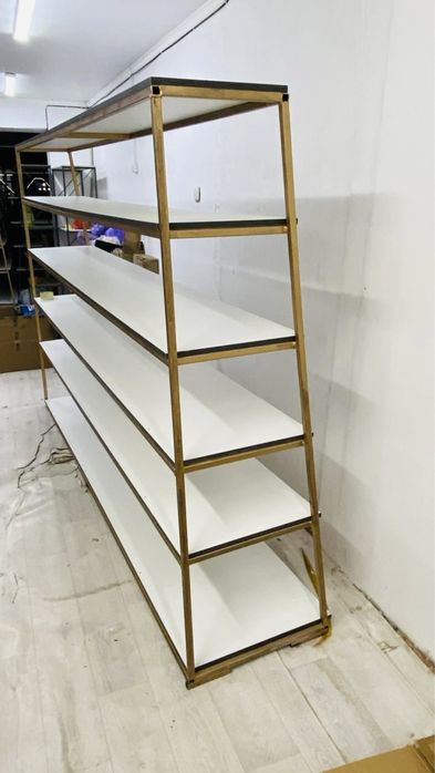 Полки. Мебель для магазина