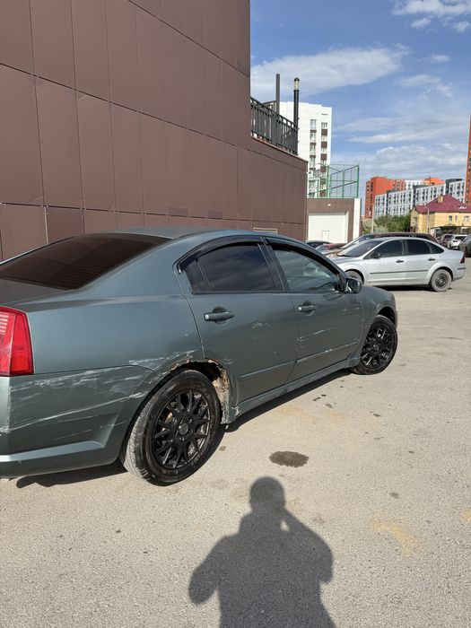 Mitsubishi galant 2004 2.4L галант