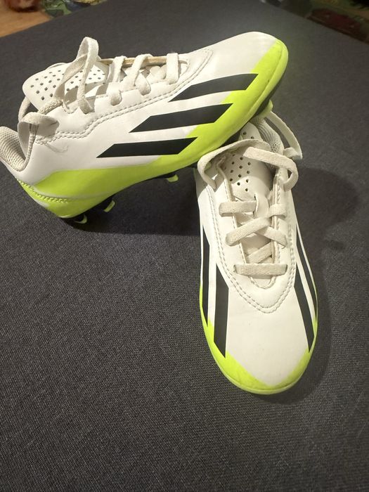 Детски бутонки Адидас