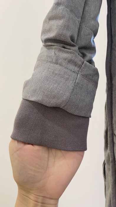 Продам куртки зима!