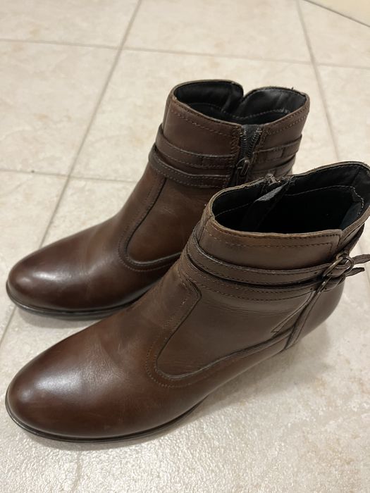 Дамски кожени боти