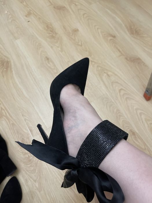 Продам туфли очень красивые