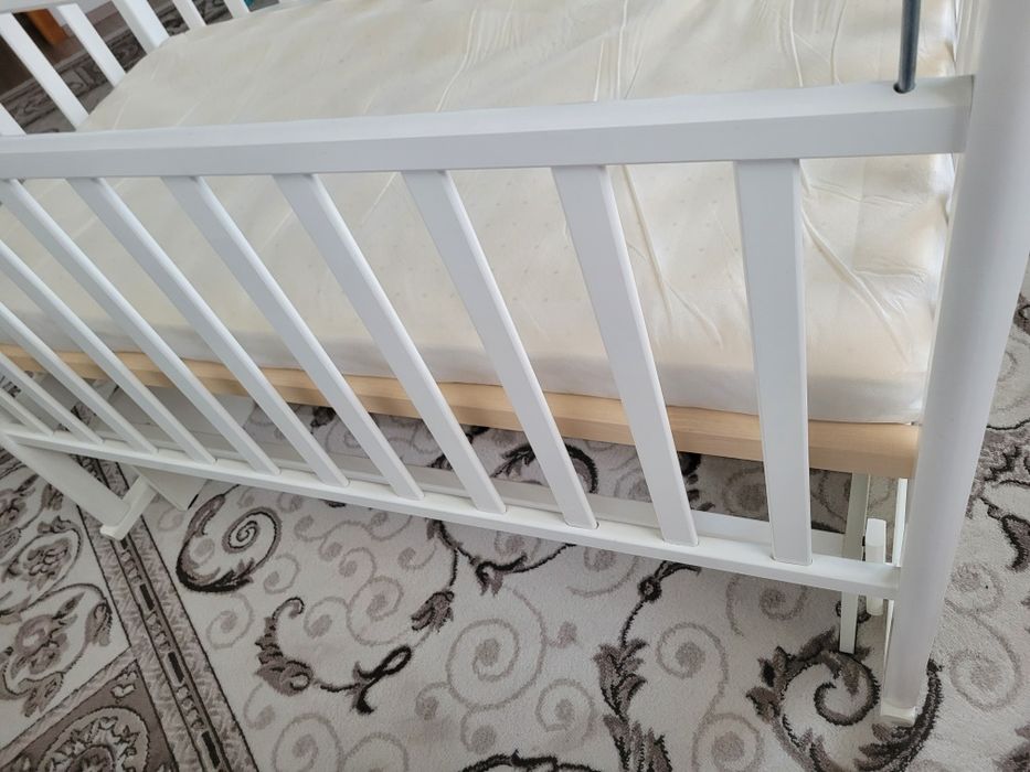 Кроватка детская