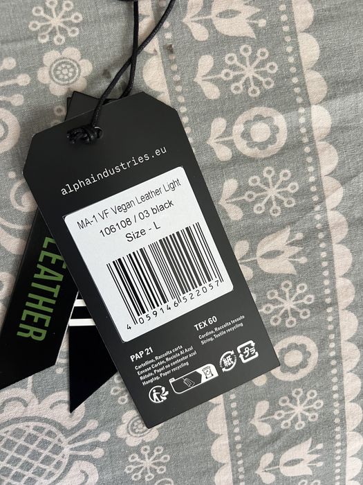 Яке Alpha Industries