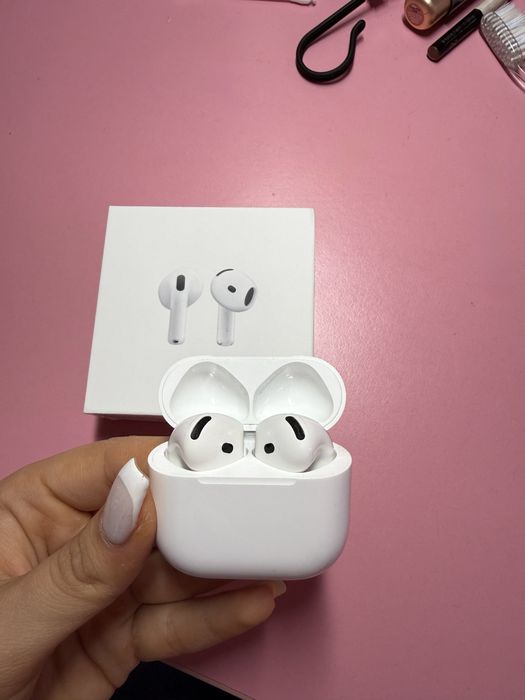 Apple Airpods 4