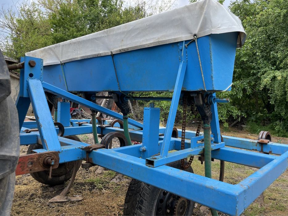 култиватор с торовнасяне