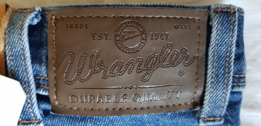 Джинсы Wrangler W32 L32