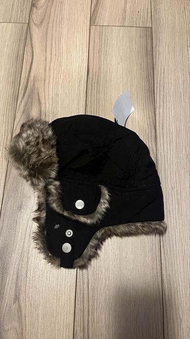 Caciula groasa H&M , noua , copii , marimea 110/116