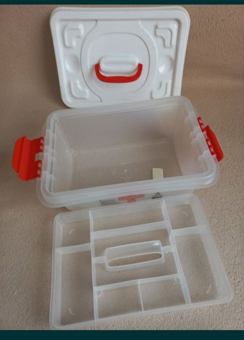 Контейнер для медикаментов