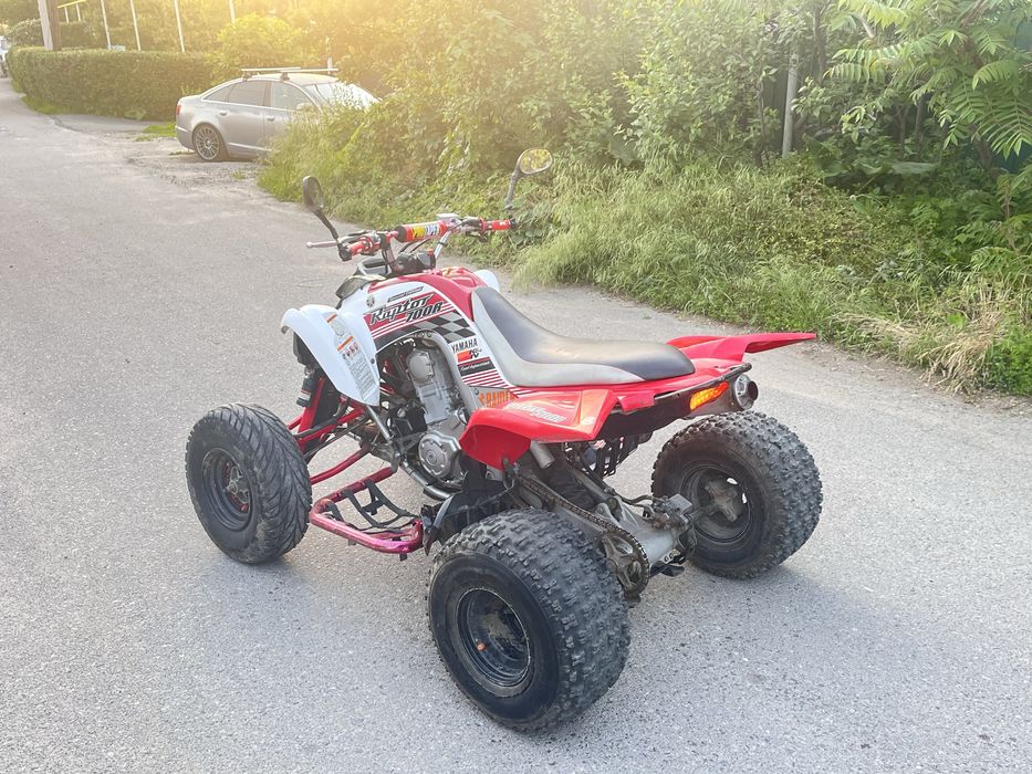Yamaha raptor YFM700