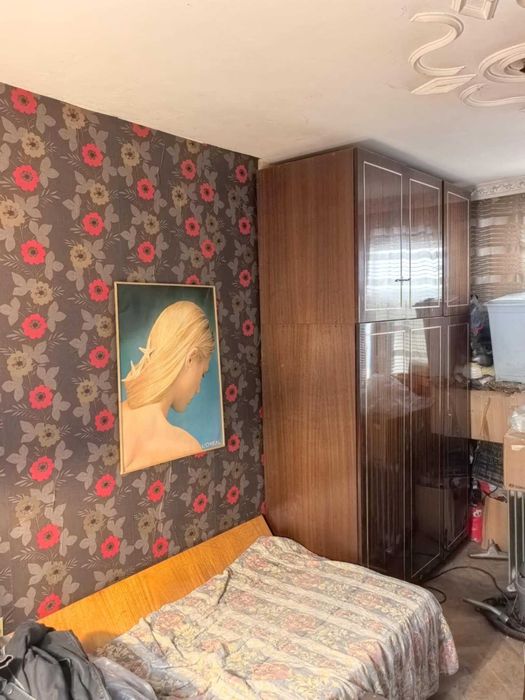 център - тристаен