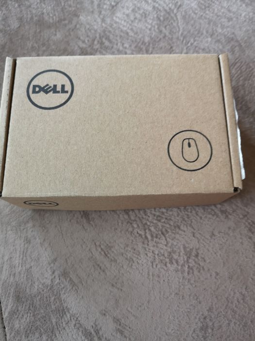 Мишки  2 броя на Дел. Чисто нови и клавиатура Дел  2 броя чисто нова