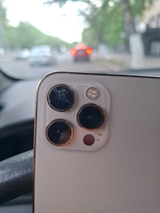 Продам Iphone 12 pro max