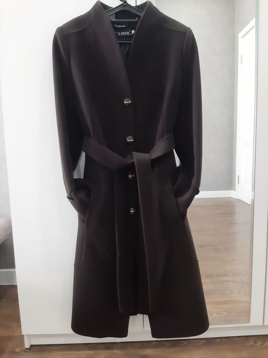 Пальто на весну.Размер 44-46.