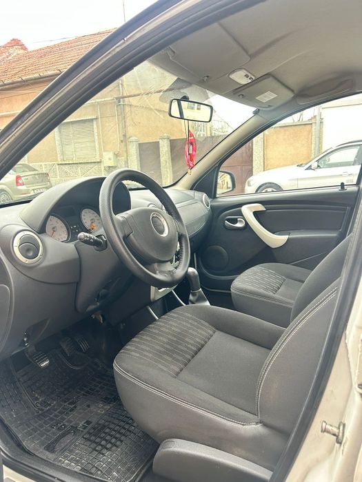 Vând Dacia Sandero 1.2
