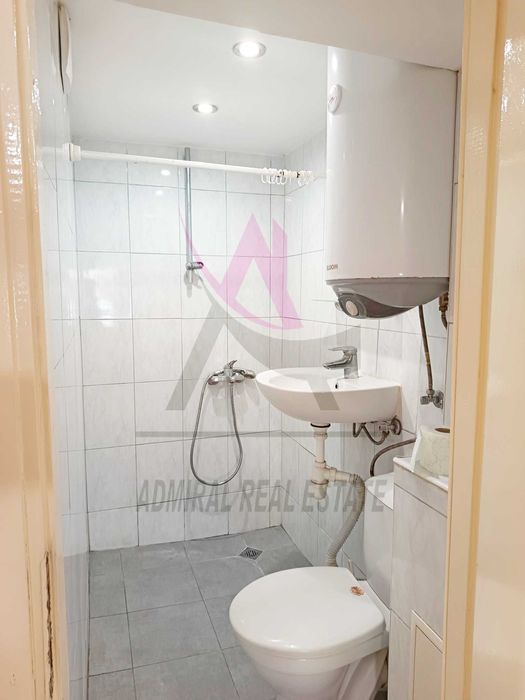 Дава се под наем Едностаен апартамент в Варна, Базар Левски - 25 кв.м за 307 € - Снимка #4